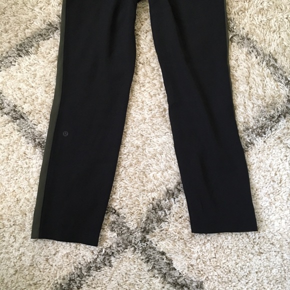 Lululemon On The Fly Pant 27” Woven *Track Stripe Black / Dark Olive Size 4 - Picture 9 of 12